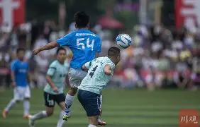 C7娱乐官网-包含激动人心的足球赛事现场上展现巅峰对决的词条