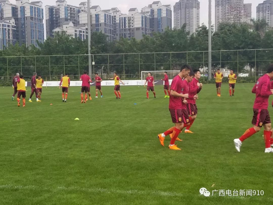 C7游戏平台-四川队球员士气低迷，主教练呼吁复苏斗志(四川队本土球员)